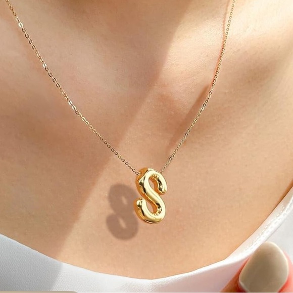 BRAND NEW, STILL IN THE PACKAGE Trendy Bubble Initial Charm and Necklace, “S” - Picture 4 of 4